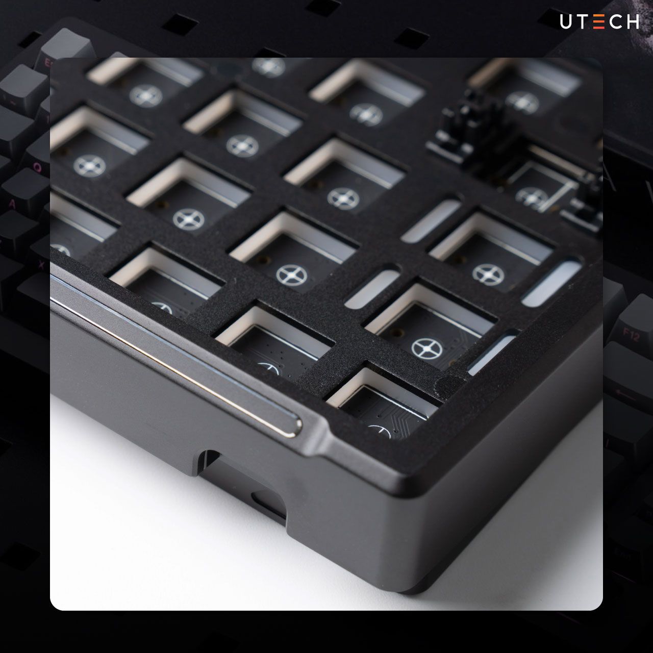 รีวิว-Magnetic-Keyboard-รุ่นฮิต-02.jpg